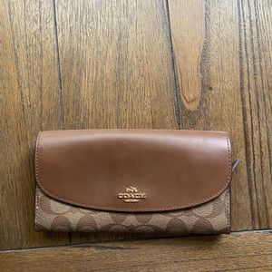 Coach wallet
